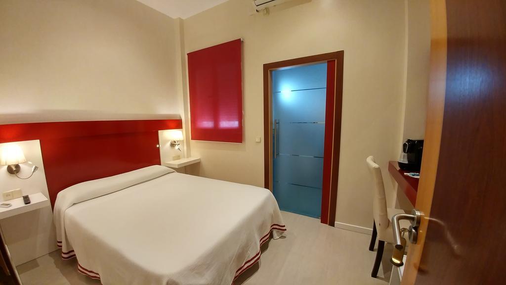 Hostal Paris San Fernando Ngoại thất bức ảnh