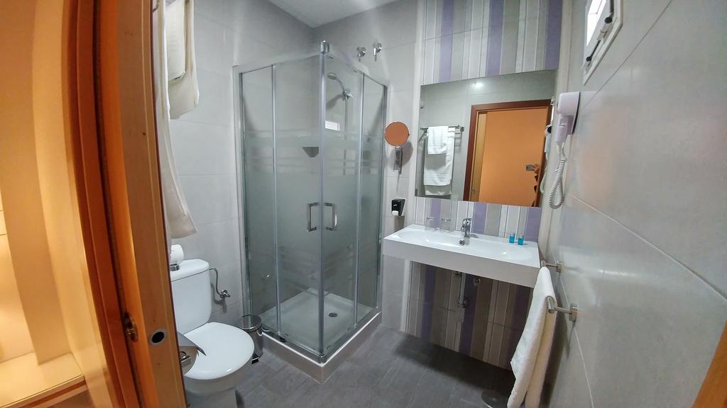 Hostal Paris San Fernando Ngoại thất bức ảnh