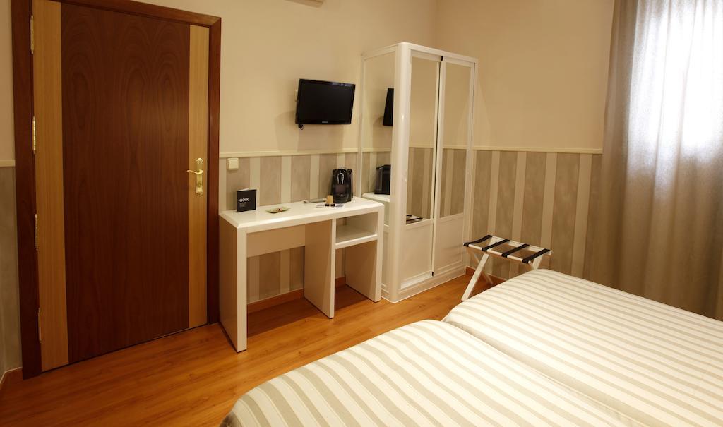 Hostal Paris San Fernando Ngoại thất bức ảnh